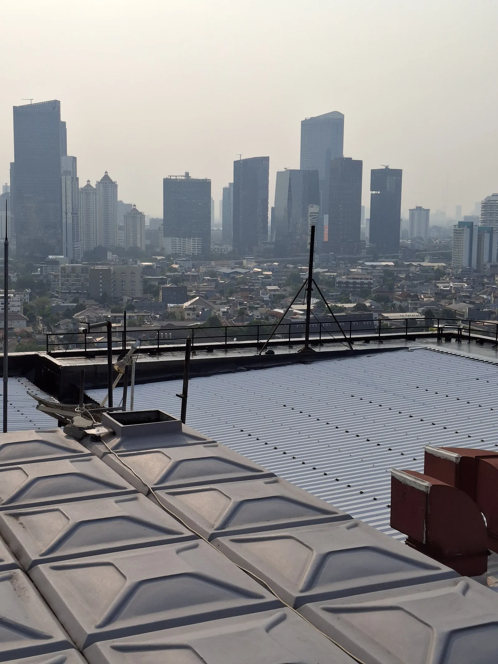 Proyek waterproofing gedung bertingkat