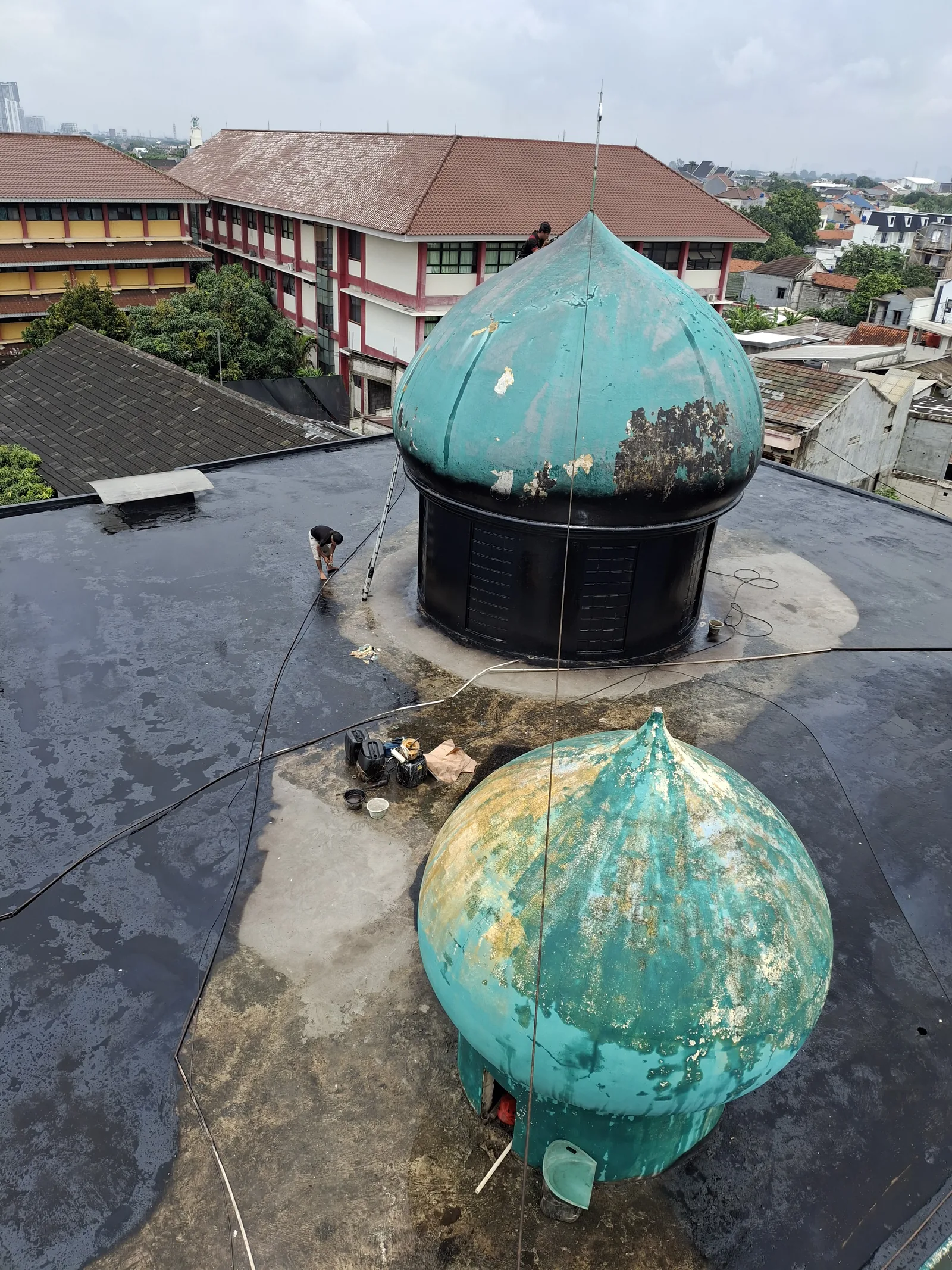 Waterproofing dak dan kubah masjid