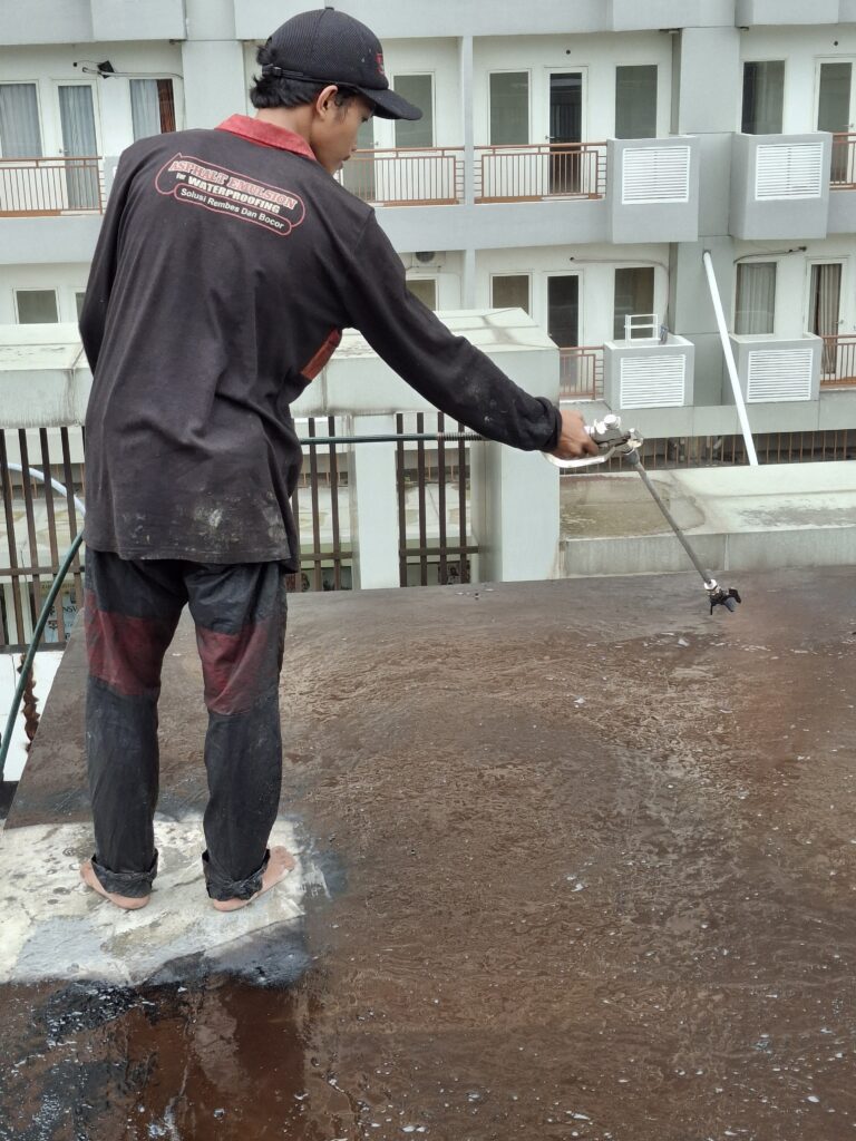 Apa Saja Manfaat Waterproofing? 7 Fungsi untuk Dak, Dinding dan Atap